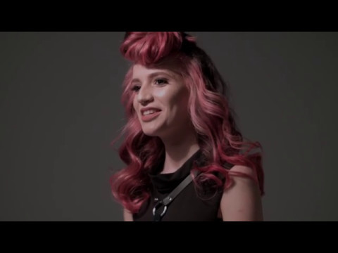 Flamingo - beauty photo shoot backstage