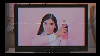 Fanny Leona - Mi Chica Favorita (Lyric Video)