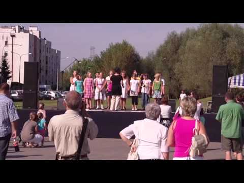 Piknik rodzinny,przy ul.Mały Płaszów -niedziela 11 wrzesień 2011 rok.mov