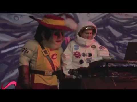 Thumbnail for SVET | Quicken Loans #FR6Conference | Live Performence by Daniel Gilbert