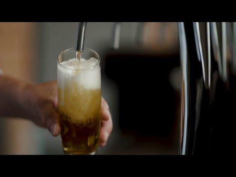 #2 Peter erklärt: Richtig Bier zapfen | Ottakringer Schanktechnik