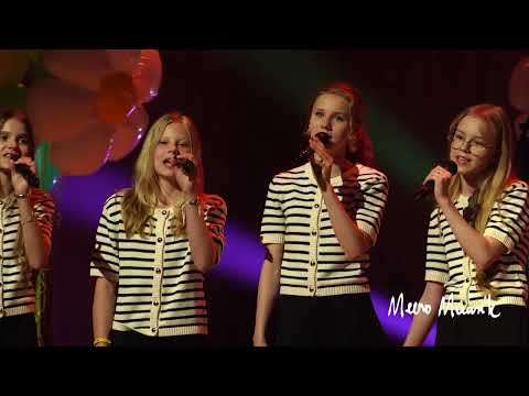 "Laskem laulda" Leeled. Autor Airi Liiva.