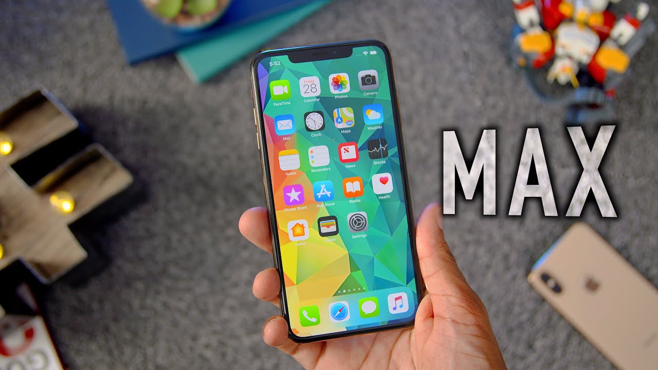 iPhone XS Max - Real Day in the Life Review!