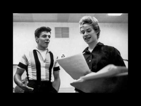 Gerry Goffin & Carol King - 'Up on the Roof' (Classic Clips)