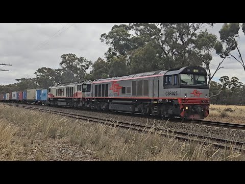 7922V SCT up "Dooen Express" (CSR023, CSR011), Dooen to Melbourne, 1250, 23/12/24, Deep Lead VIC