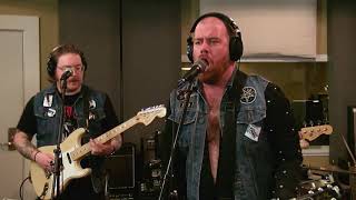 Sam Coffey & The Iron Lungs - Talk 2 Her - Daytrotter Session - 2/26/2018