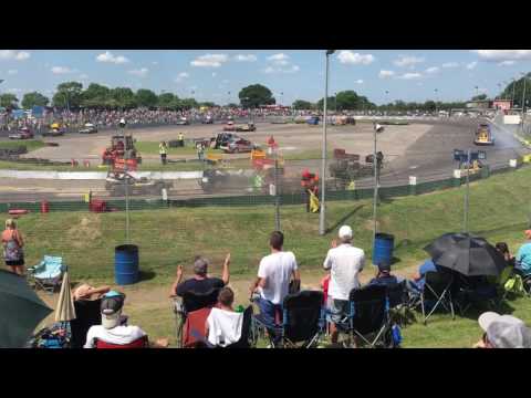 Brisca F1s Northampton 18/06/17  #16 Riding the fence !