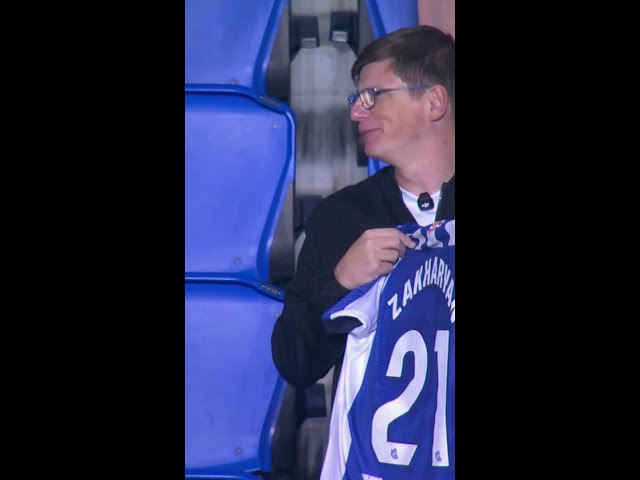 Vídeo relacionado con XQXQXZ Regalo Fútbol Betis Atlético Espanyol Madrid Barcelona Real Llavero Original Regalo para Aficionados para Verdaderos Béticos del Fútbol Regalo Mundial Futbolistas (11)