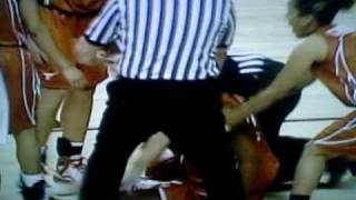 OU's Ashley Paris shows poor sportsmanship and gets a technical foul (1-25-09)