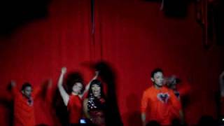 KENYA LEE MICHAELS @ ROAD TO DIVA 2010: Bleeding Love [ NOCHE CORONACION ]