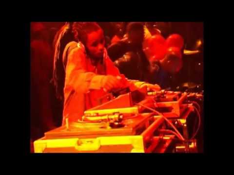 UK Cup Clash 2004 - Matterhorn One Love Mighty Crown Poison Dart Classique Black Kat