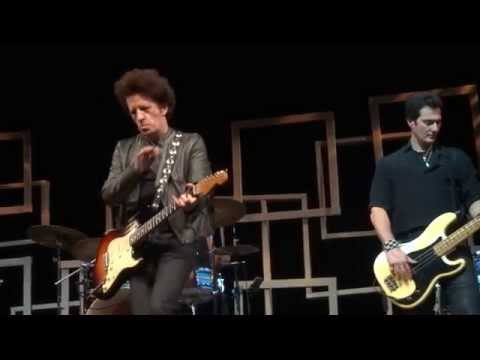 ''Holy War'' - Willie Nile Band - Hamilton Stage - Rahway, New Jersey - November 27th, 2015