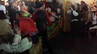 preview picture of video 'Obiceiuri de iarna Poiana Negrii , SUCEAVA . 24.12.2013'