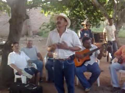 Con el alma en la mano (Parrandeando con Marciano Martínez)