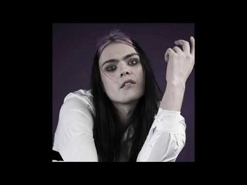 paparazzi kim dracula paparazzi kim dracula
