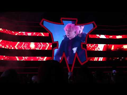 20181014 High-five Of Teenagers   We are the future