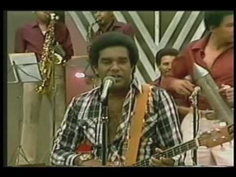 VICTOR IRIZARRY (video 80's) - La Peladora