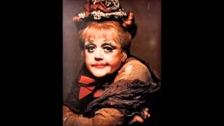 SWEENEY TODD   A little priest