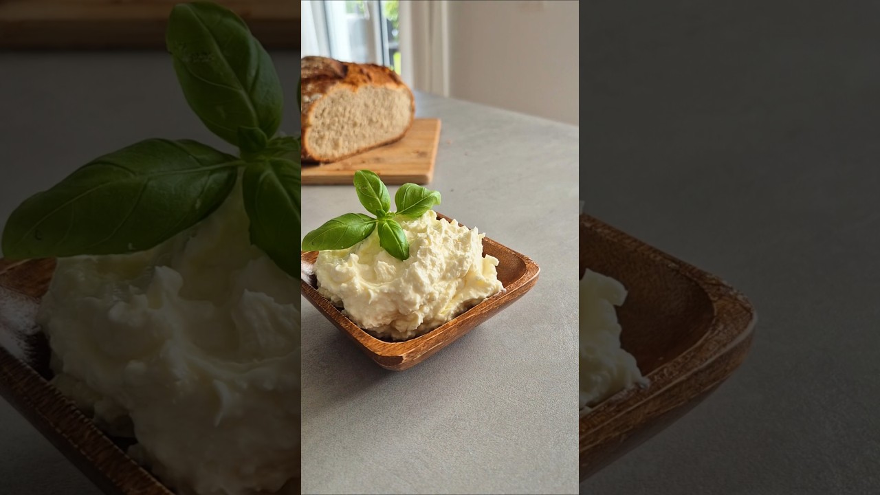 YouTube-Video: Cremiger Knoblauch-Feta-Aufstrich