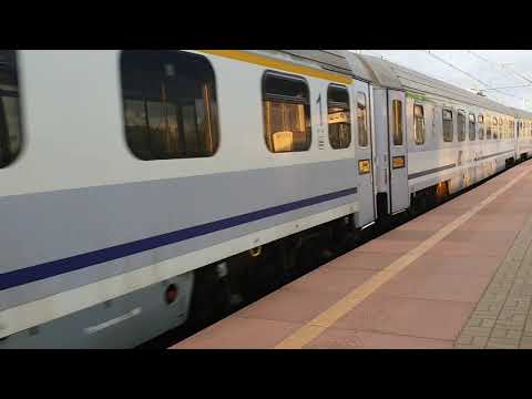 EP09-031 ze składem EIC 3602 Wyspiański z Wrocławia.