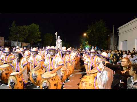 La Simona en desfile de llamadas de Fray Bentos.