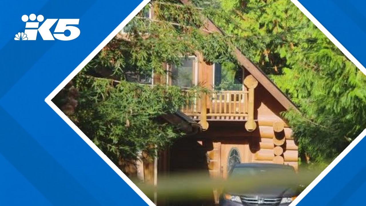 Teen charged with murder of parents, 3 siblings in Fall City