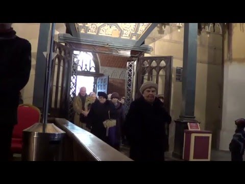 Archikatedra Frombork. Fragment ceremonii otwarcia Bramy Miłosierdzia