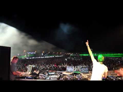 Dj Optick LIVE @ LIBERTY PARADE 2011 - Magic Moments! [SOUND ENHANCED]