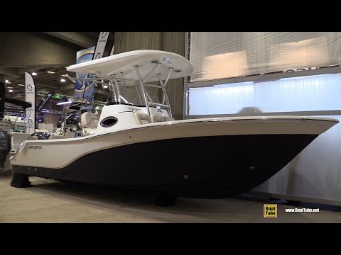 2016 Sea Fox 249 Avenger Fishing Boat - Walkaround - 2016 Montreal Boat Show