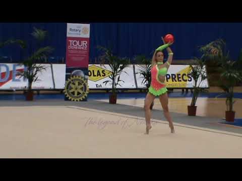 Ambre CHABOUD ballon - 2014 Gala de charité Reims 16 février