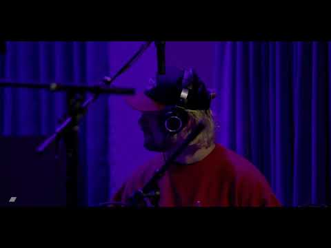 sunking - "Lost Keys In The House" (Live at Bandcamp)