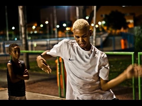 MC BW e MC Menininho - Passinho do Romano