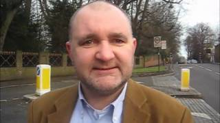 preview picture of video 'Cllr Greg Foxsmith campaigns for lower speed limit on Hornsey Rise'