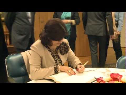 ITU MEETS: The Vice-President and the former President of the Dominican Republic visit ITU.