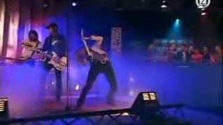 The Hellacopters - Everything&#39;s On TV (Live on ZTV Lobby)