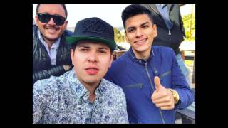 El Amigo De Los Artistas Lyrics English Translation