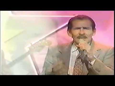 Romulo Caicedo  A moco tendido