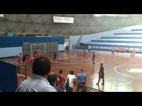 Victor Gabriel na marcação Máquina  união vitória