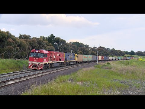 3MA5 Pacific National Container Freight Train Climbing Lovely Banks (25/10/2022) - PoathTV Railways