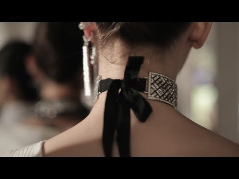 Behind–the–scenes of the Cruise 2013/14 Show – CHANEL Shows