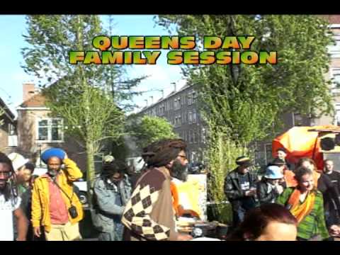 QUEENS DAY FAMILY SESSION Amsterdam 2010, Jah Marshall sound ft. Ras Iyiapo (2)