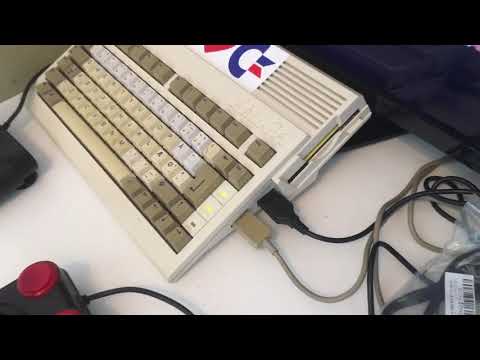 Commodore AMIGA 600 floppy disk loading sound bubble bobble disk