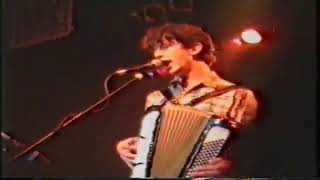 They Might Be Giants - Nothings Gonna Change My Clothes LIVE 1990