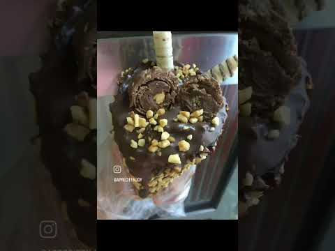 Cone de Ferrero Rocher #chocolate #100 #685 #family #gourmet #ferrero_rocher