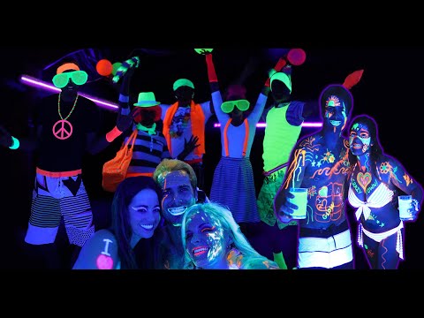 Vídeo: ideas y decoración para la fiesta de Neon Party
