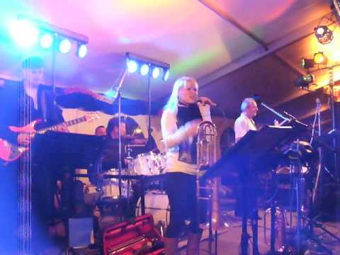 Happy Big Band Cottbus - Nur noch kurz die Welt retten