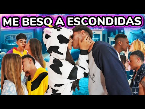 👩‍❤️‍💋‍👨 I KISS MY NEIGHBOR ON THE SNEAKER 💋 WE HAVE A SLEEPOVER AND THEY CAUGHT ME *the worst pu...