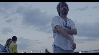 Cariño Music Video