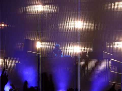 David Guetta - Sexy Bitch - by DJ-D