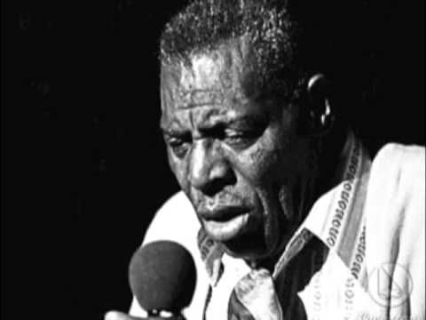 Howlin' Wolf - Mr. Airplane Man (Alternate Take)